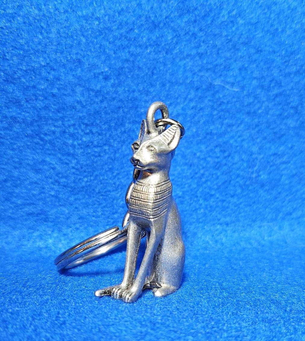 Pewter Egyptian Cat Keychain