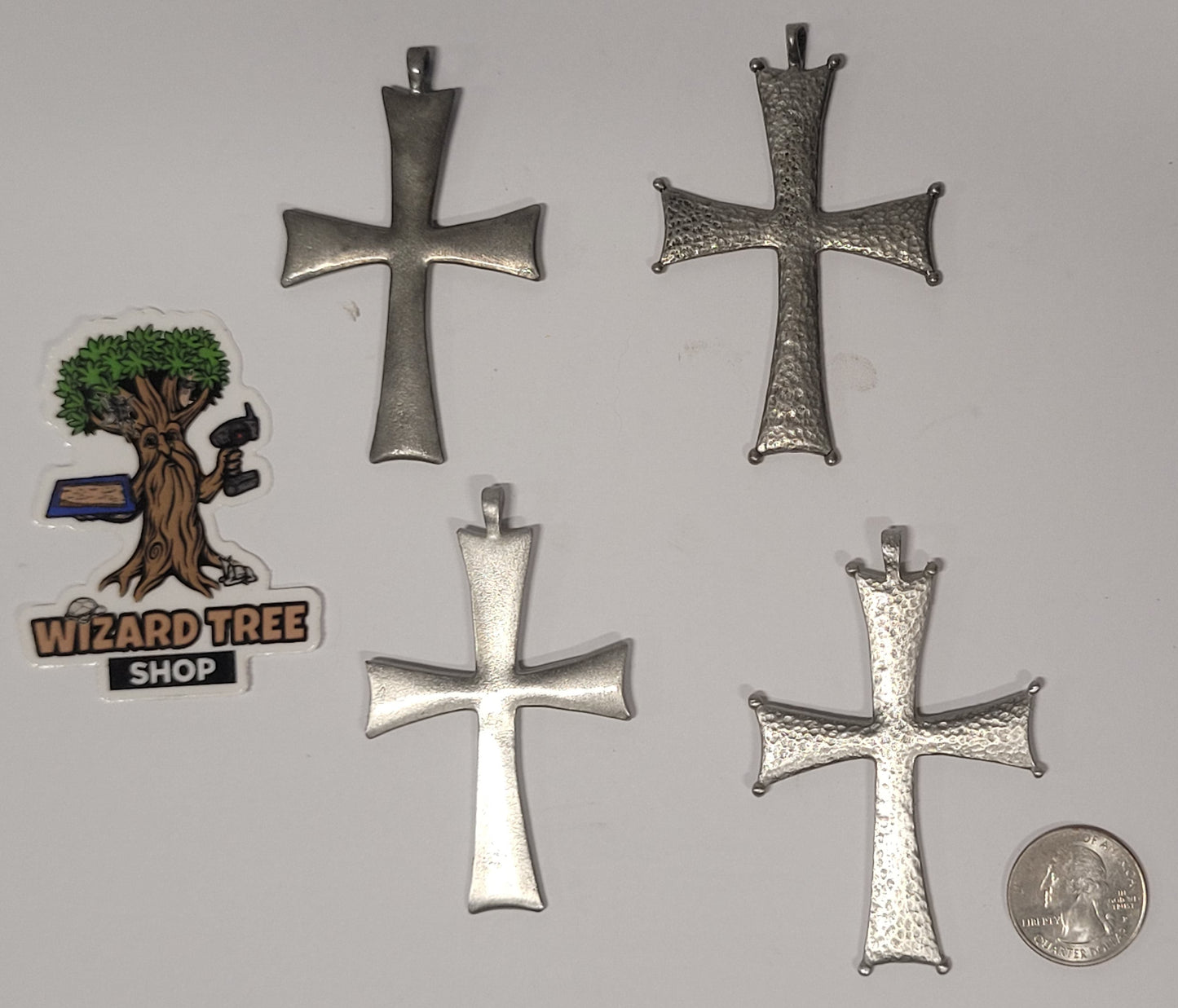 Smooth blackened/ hammered blackened 
Smooth polished  / hammered polished 