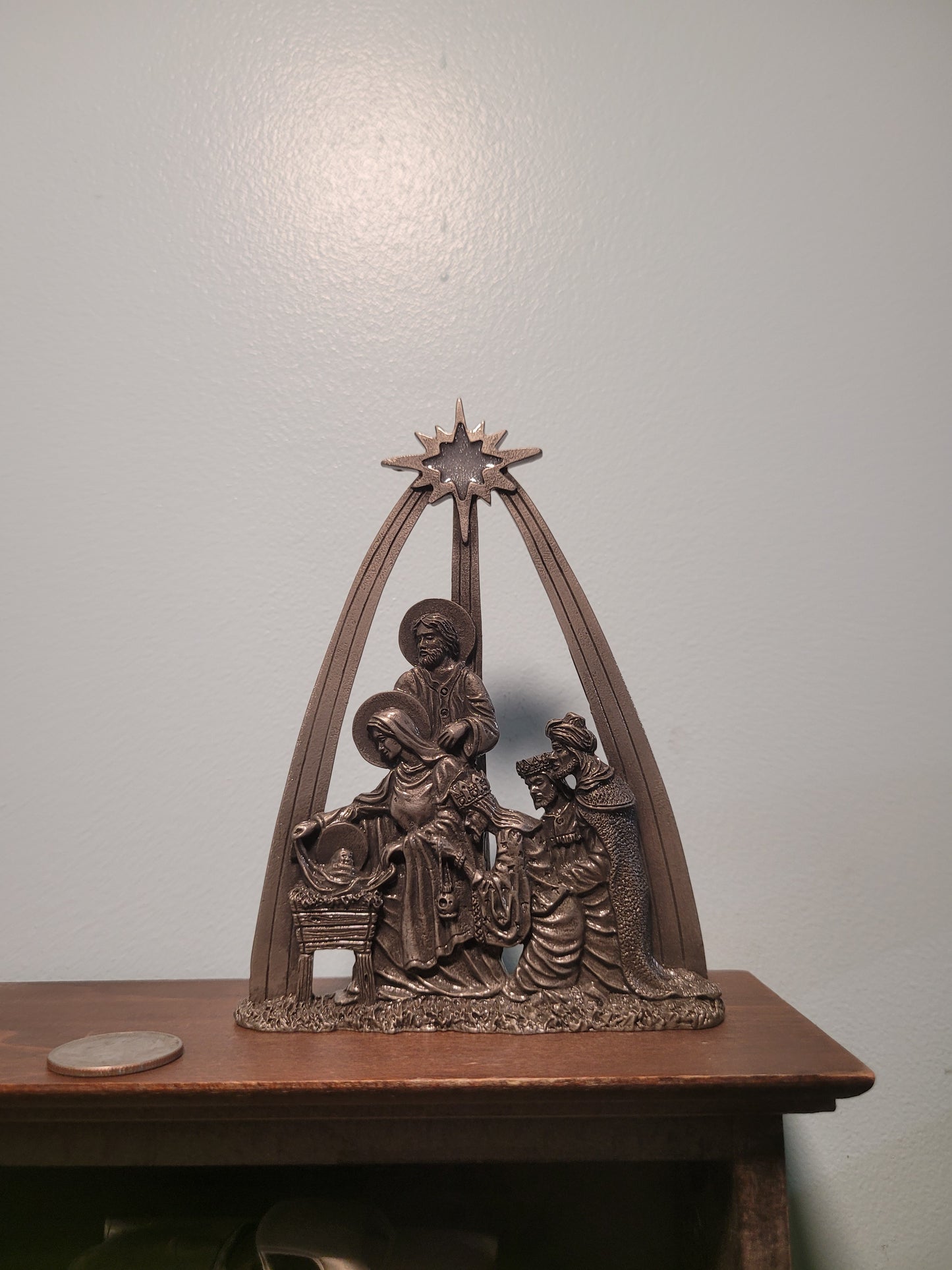 Nativity Scene w/ Epoxy Star